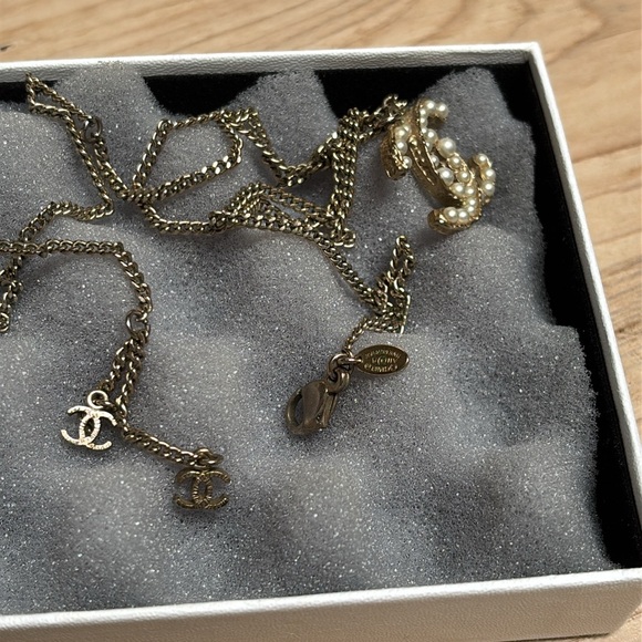 Chanel Pearl Logo Necklace - Picture 5 of 10